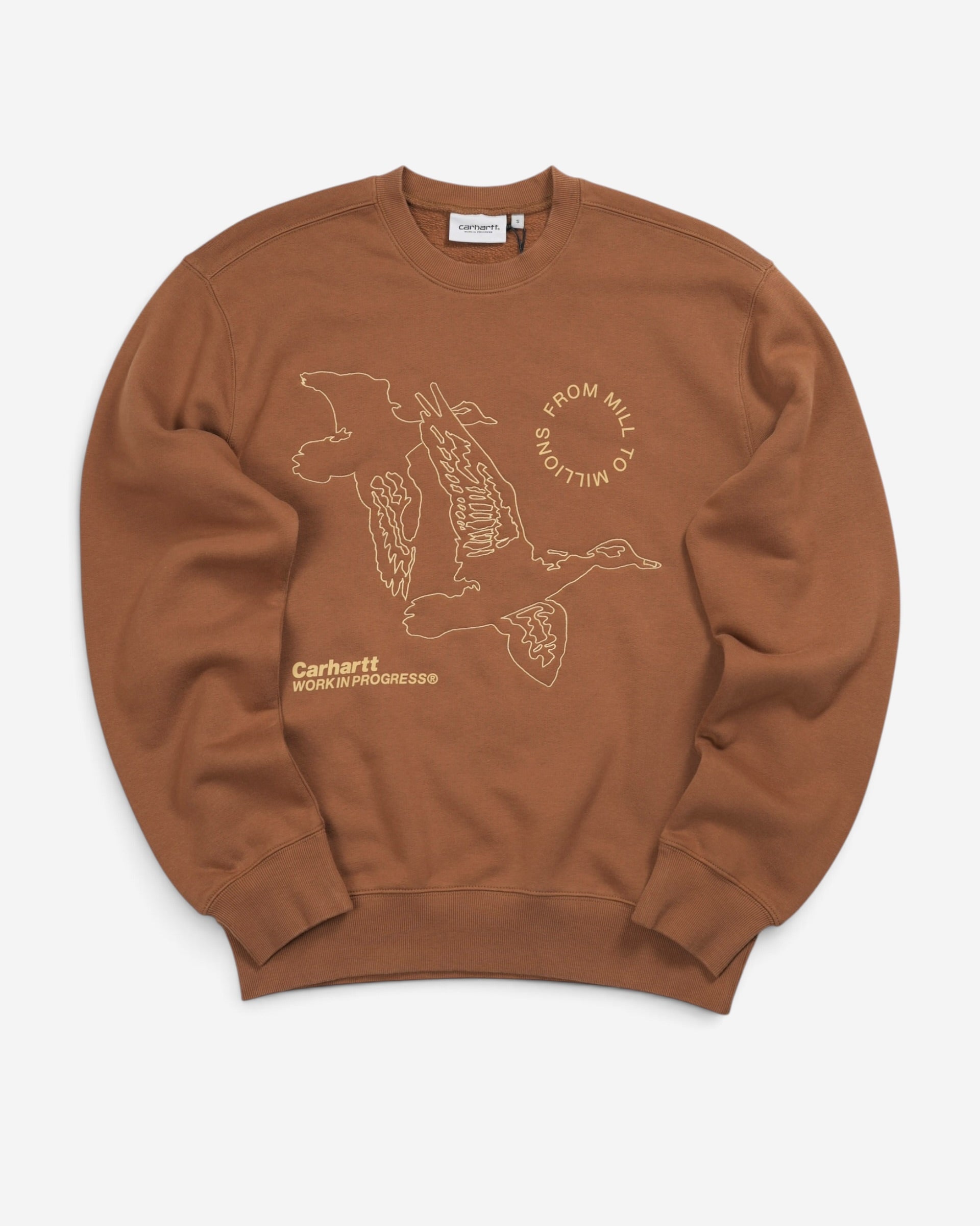 Коричневий світшот Carhartt WIP Flying Ducks Sweat з круглим вирізом, еластичними манжетами та великим світлим контурним принтом качок на грудях.