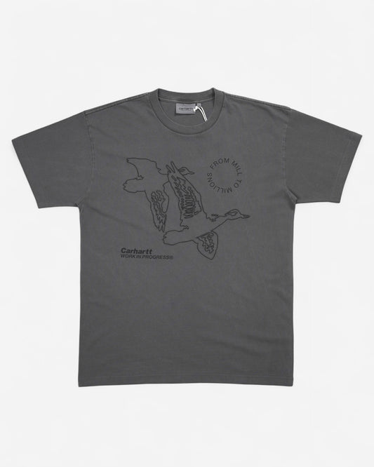 Темно-сіра футболка вільного крою Carhartt WIP Flying Ducks з великим контурним принтом качок і вишивкою на грудях.