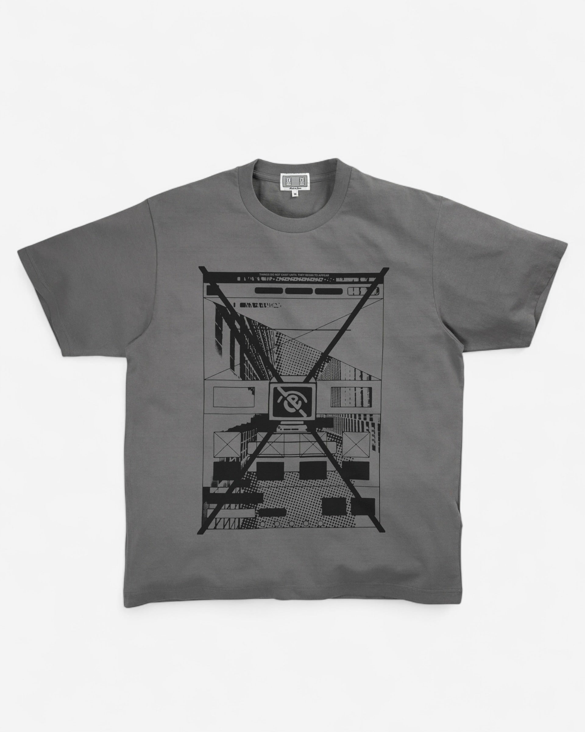 Темно-сіра бавовняна футболка Cav Empt з великим чорним графічним принтом комп'ютерного інтерфейсу та закресленого ока по центру.